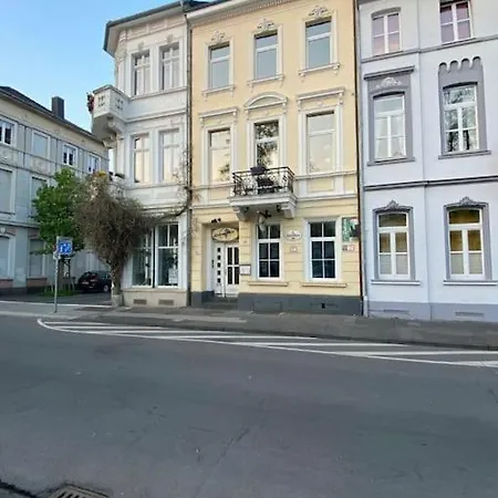 Helle Schoene 2 Im Herzen Krefelds Apartment