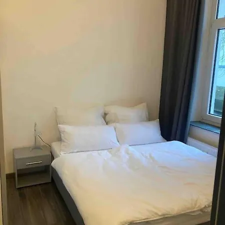 Apartment Helle Schoene 2 Im Herzen Krefelds *
